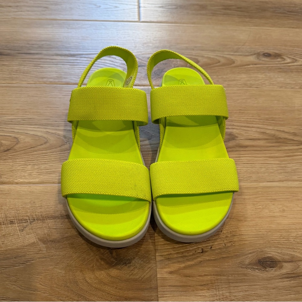 Women’s Keen Elle Backstrap sandal 9.5